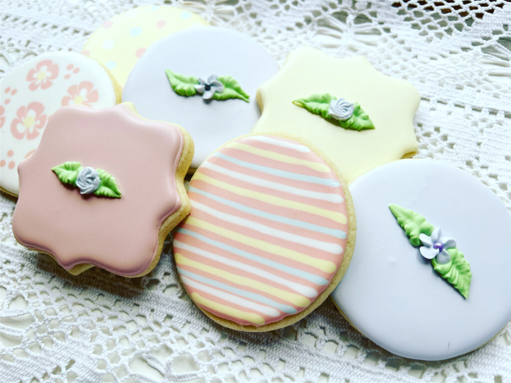 Simple decorated sugar cookies